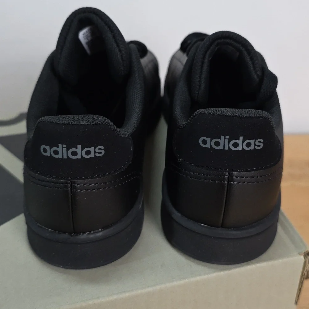 Adidas Advantage Clean Black Leather Men's Sneakers Size 1 - Picture 4 of 9